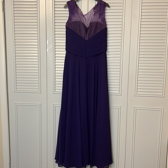 Morilee by Madeline Gardner V-neck Floor-Length Chiffon Evening Dress size 12 - Picture 9 of 14